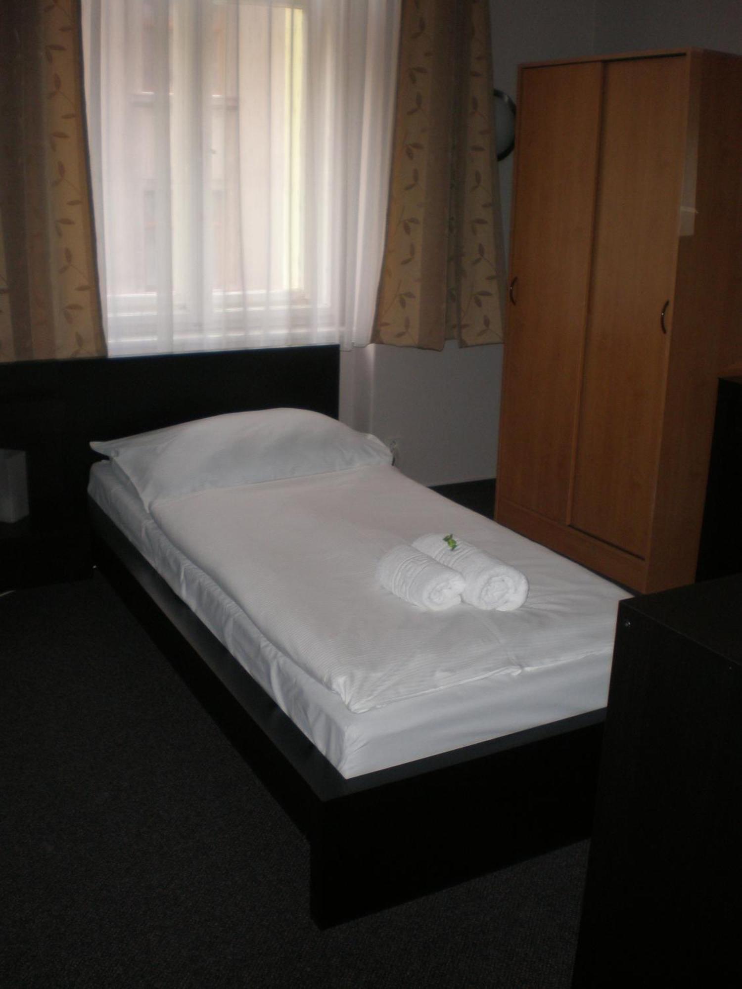 Hotel Zlata Stika Пардубіце Номер фото