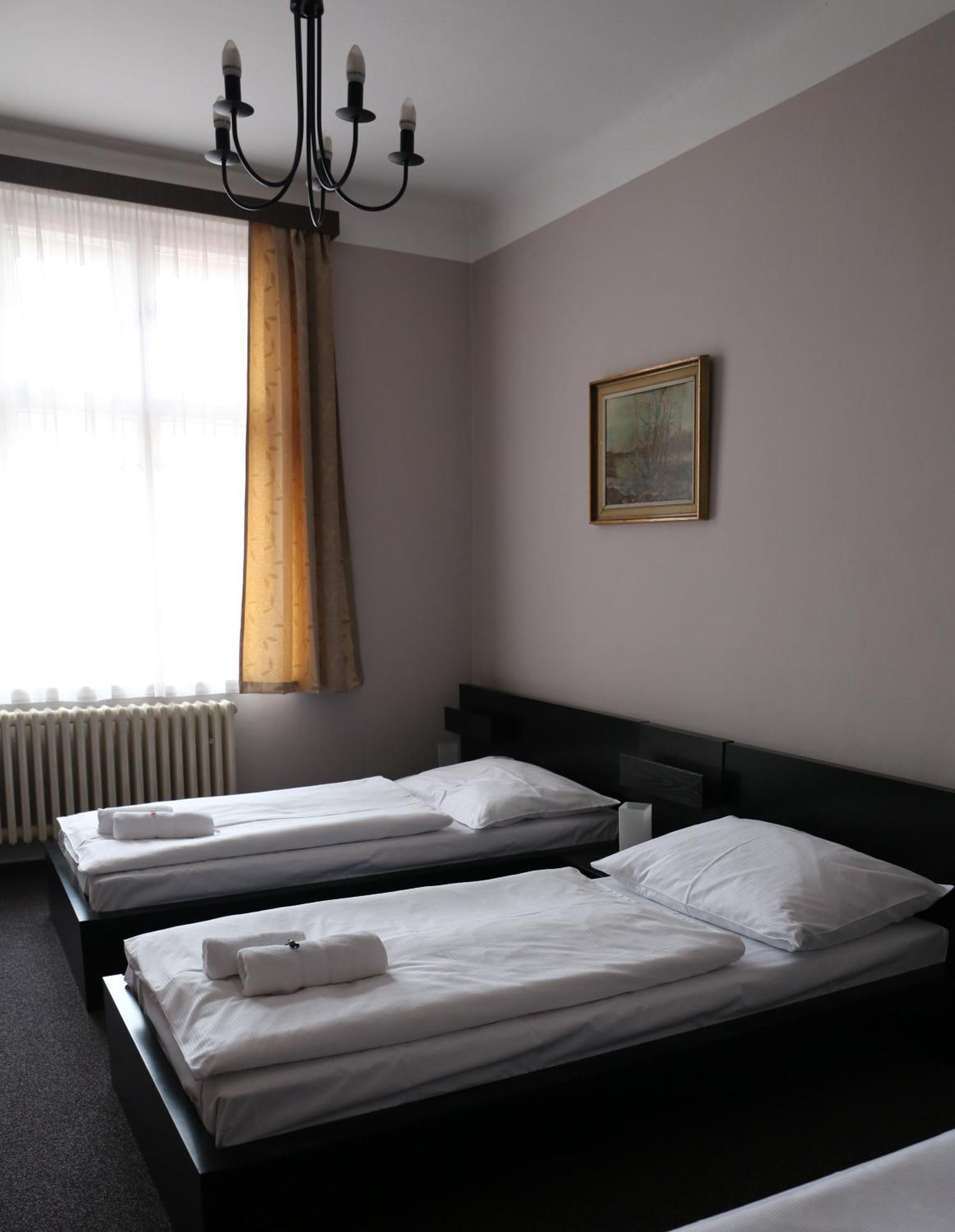 Hotel Zlata Stika Пардубіце Номер фото